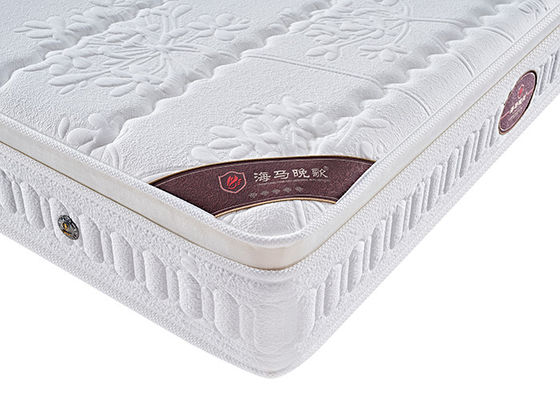 Nệm xốp Memory Foam Firm màu ngà