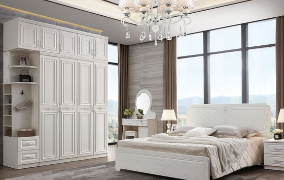 Tủ quần áo bằng gỗ màu trắng đa năng có thể tháo rời với bốn cửa chống biến dạng