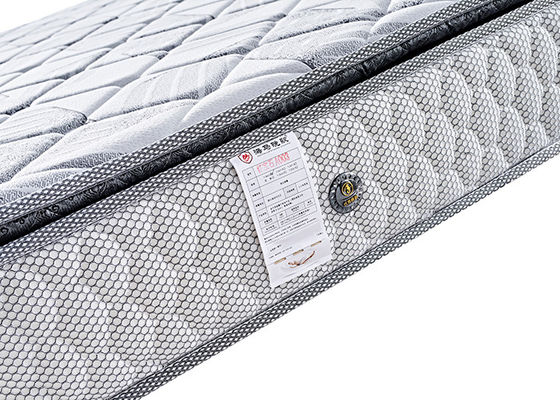 Thực tế Gel cách âm Nệm Memory Foam với Cuộn dây Lò xo Thân thiện với Da Bền